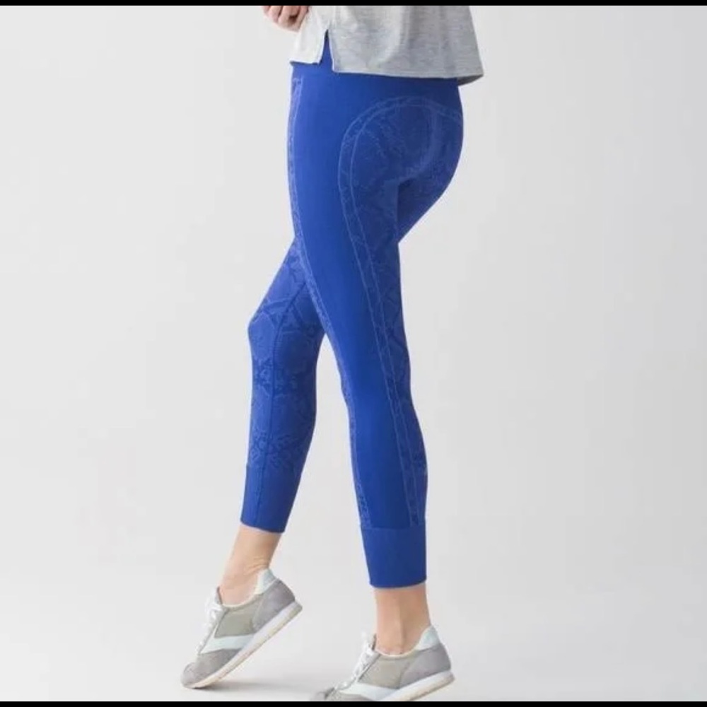 Lululemon blue snakeskin leggings.